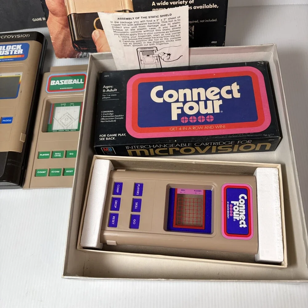AS IS Milton Bradley Microvision Programmable Electronic Game System w/ 3 Games
